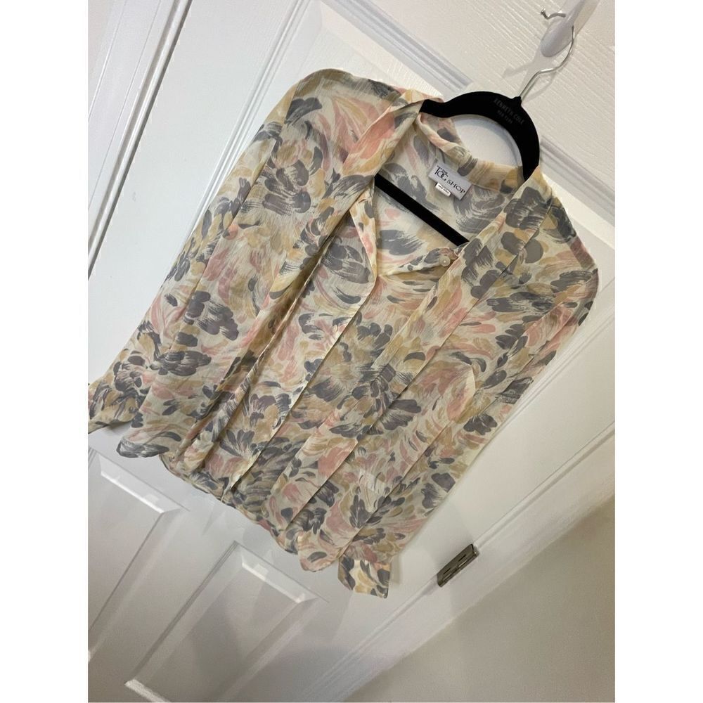 The TOG Shop women’s blouse size 8